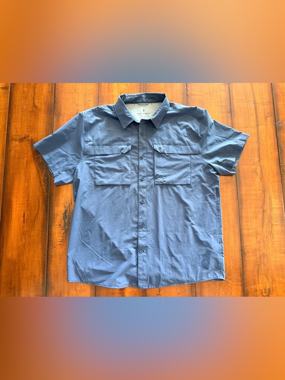 Royal Robbins Short-Sleeve Button-Up Shirt in Slate Blue